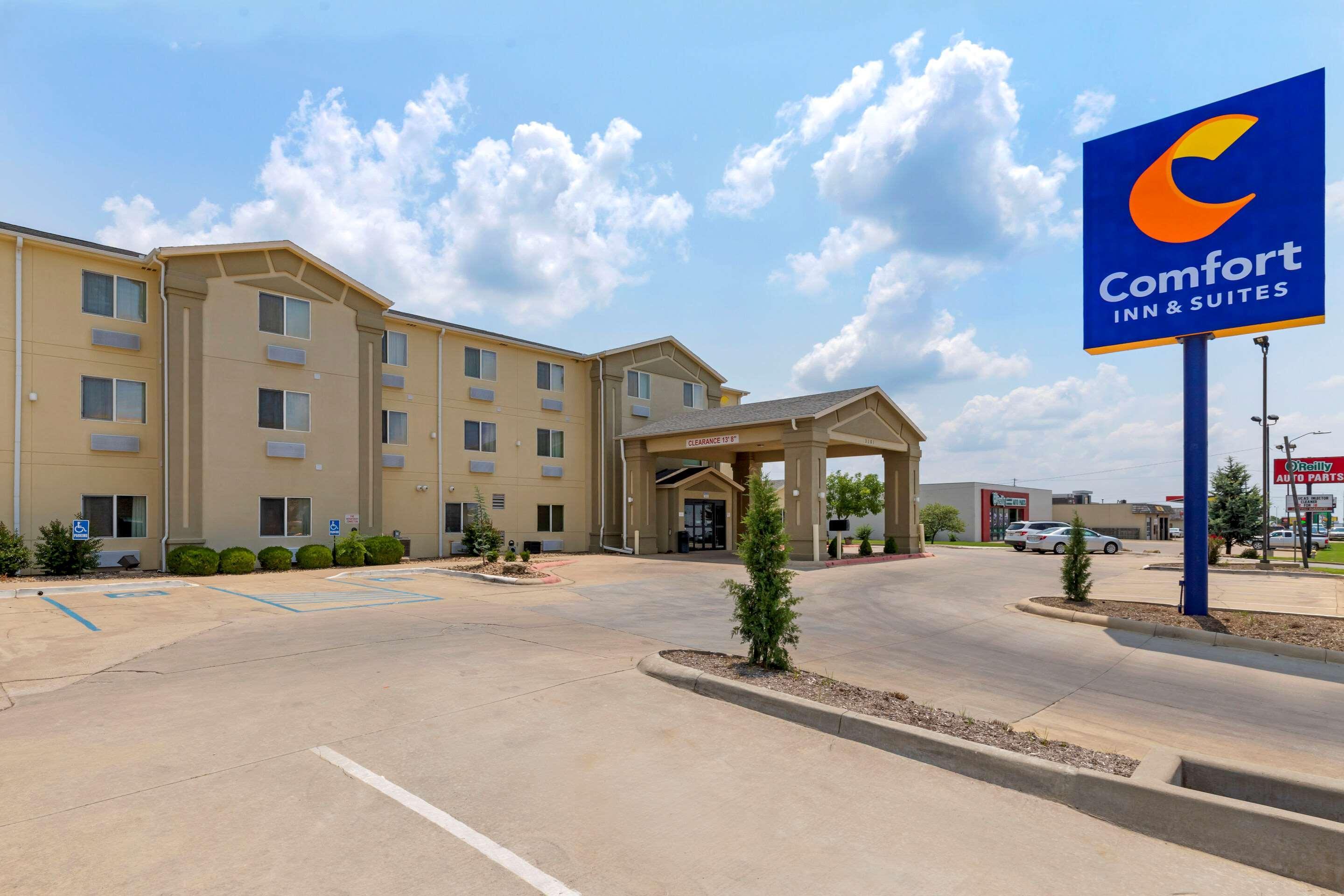 Comfort Inn & Suites Ponca City Near Marland Mansion Exterior foto